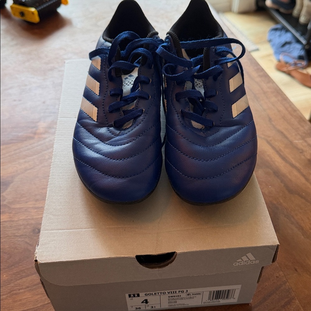 Adidas Goletto soccer cleat will ship with box
